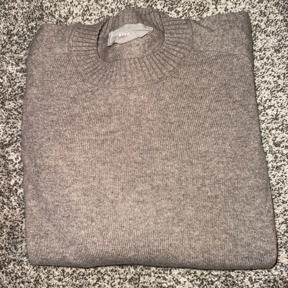 Everlane beige woman’s cashmere Crewneck Sweater - Picture 2 of 4